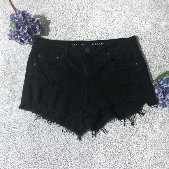 American Eagle Outfitters Pants - AEO Black Hi-Rise Distressed Shorts sz 8 {195}